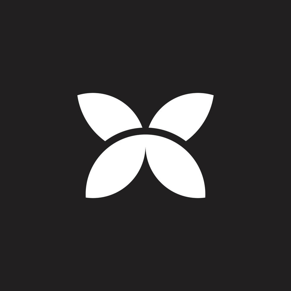 vector de logotipo de símbolo de mariposa abstracto geométrico simple