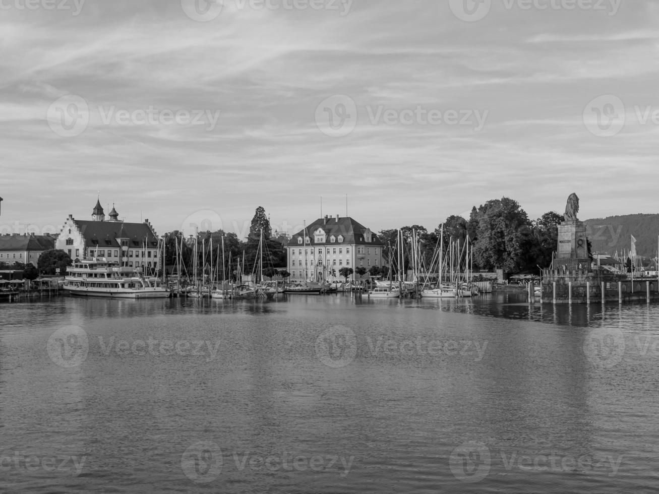 lindau en el lago de constanza foto