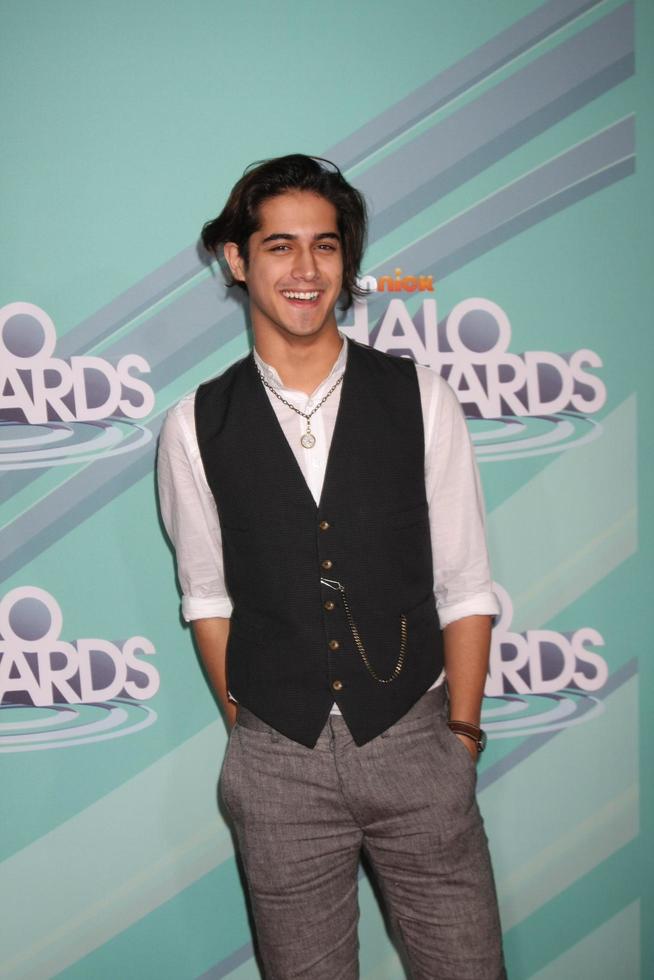 LOS ANGELES, OCT 26 - Avan Jogia arriving at the 2011 Nickelodeon TeenNick HALO Awards at Hollywood Palladium on October 26, 2011 in Los Angeles, CA photo