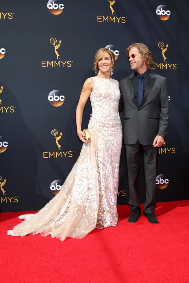 LOS ANGELES, SEP 18 - Felicity Huffman, William H Macy at the 2016 Primetime Emmy Awards, Arrivals at the Microsoft Theater on September 18, 2016 in Los Angeles, CA photo