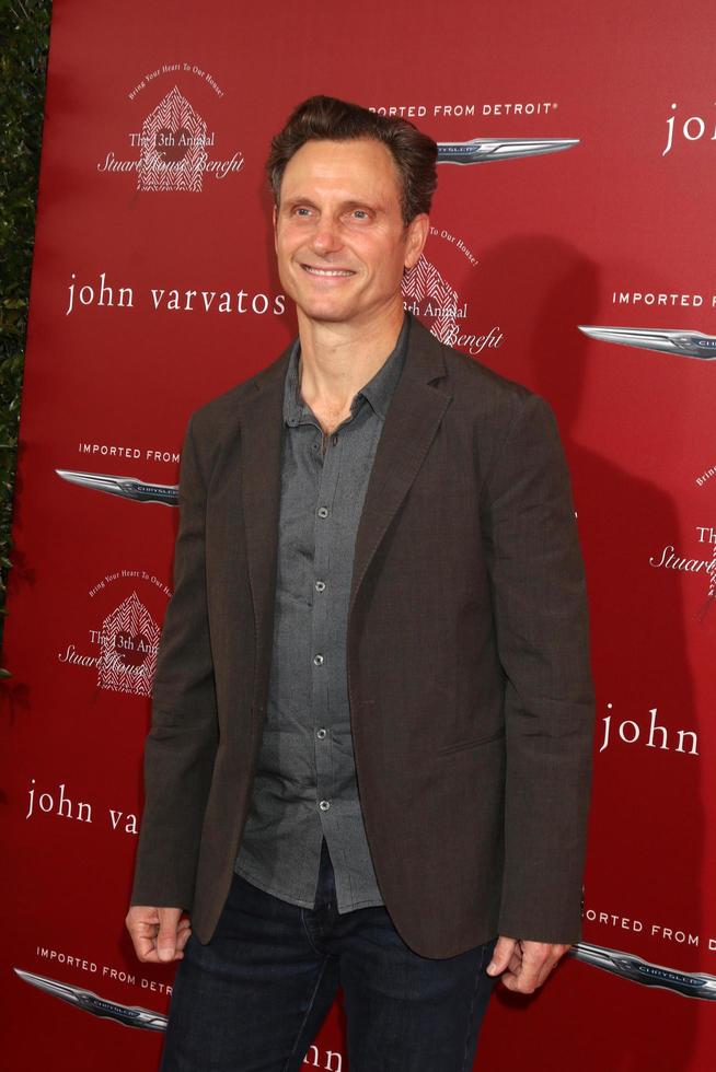 LAS VEGAS, APR 17 - Tony Goldwyn at the John Varvatos 13th Annual Stuart House Benefit at the John Varvatos Store on April 17, 2016 in West Hollywood, CA photo