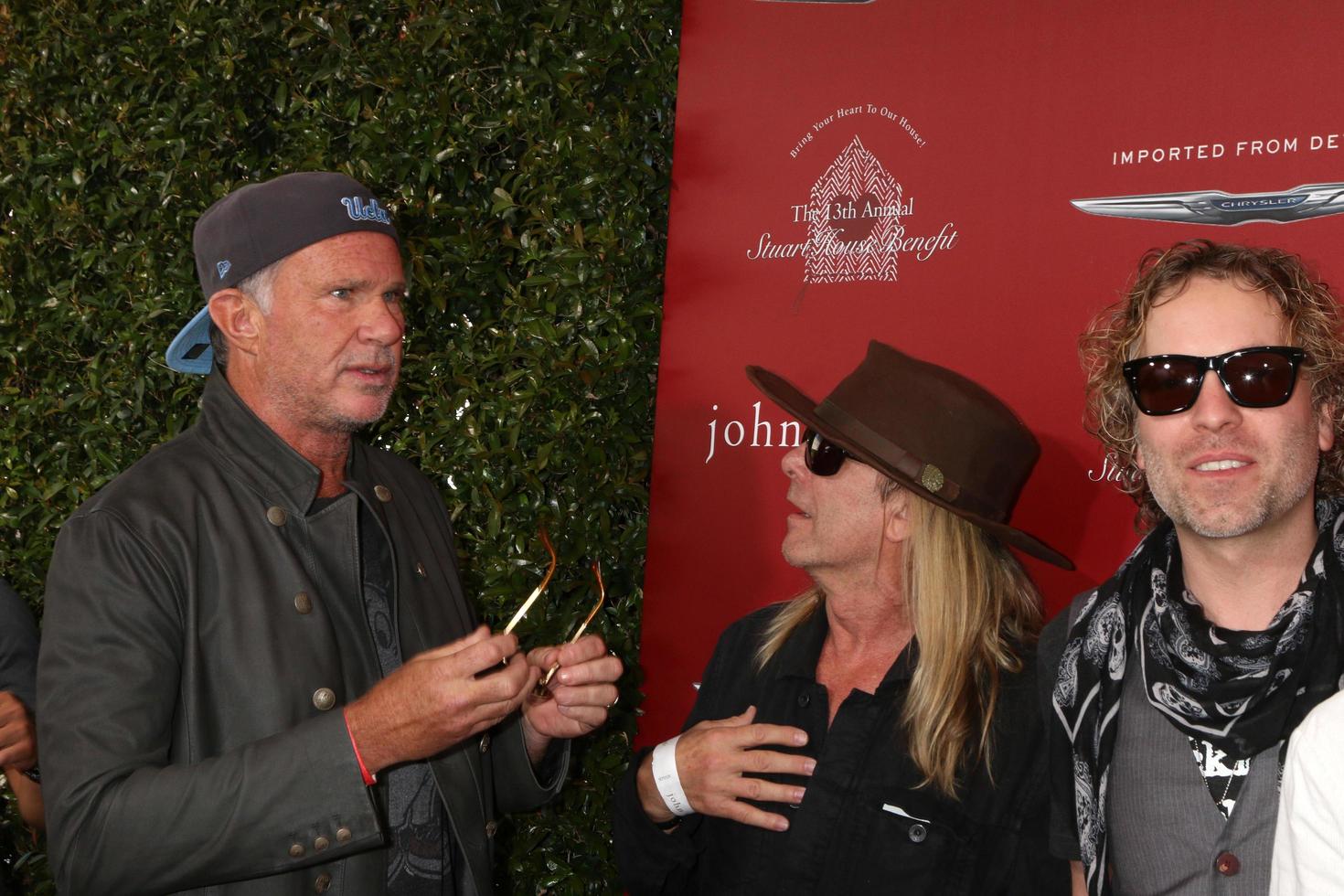 LAS VEGAS, APR 17 - Chad Smith, Robin Zander, Daxx Nielsen at the John Varvatos 13th Annual Stuart House Benefit at the John Varvatos Store on April 17, 2016 in West Hollywood, CA photo