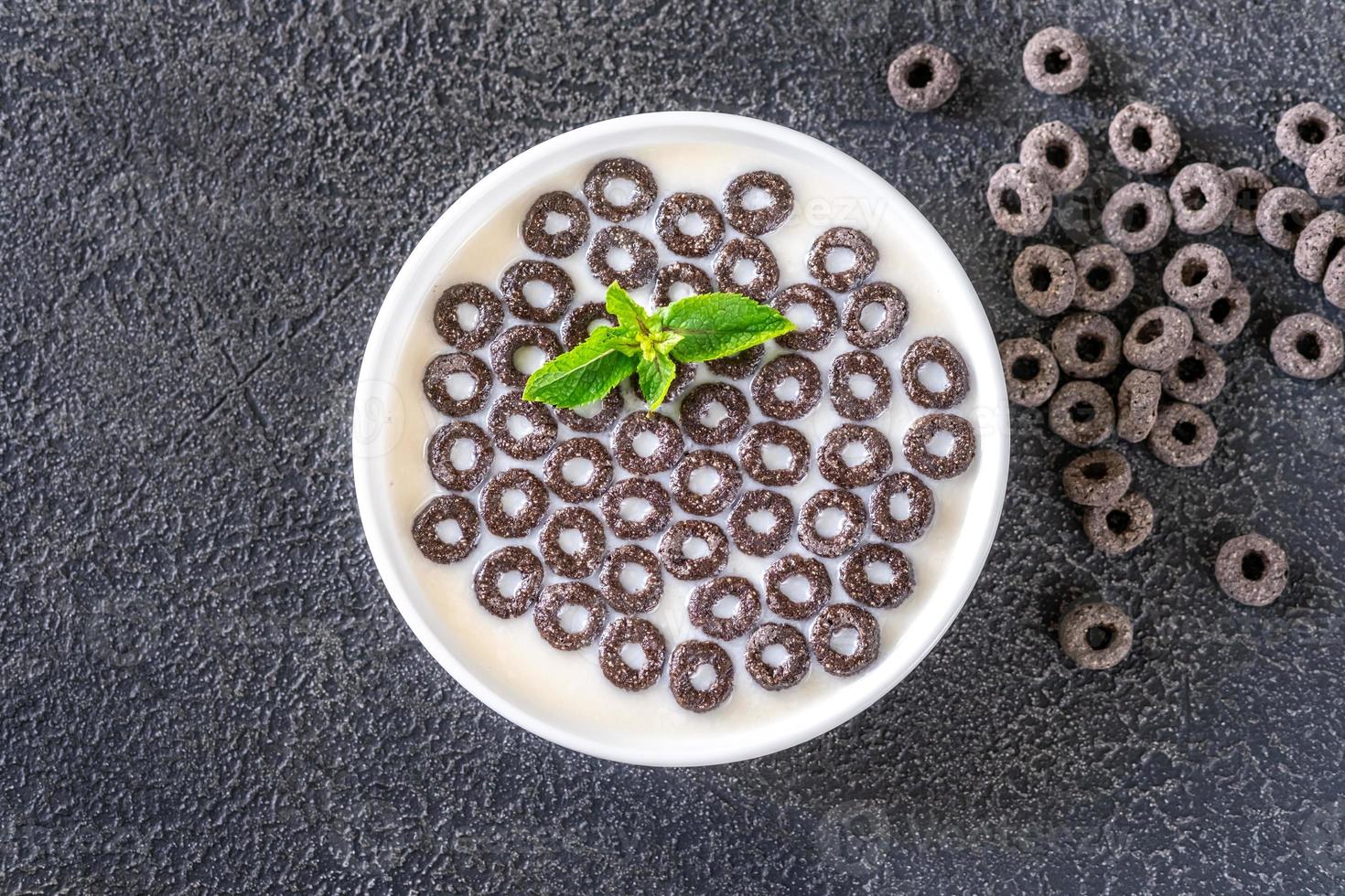 tazón de anillos de cereal foto