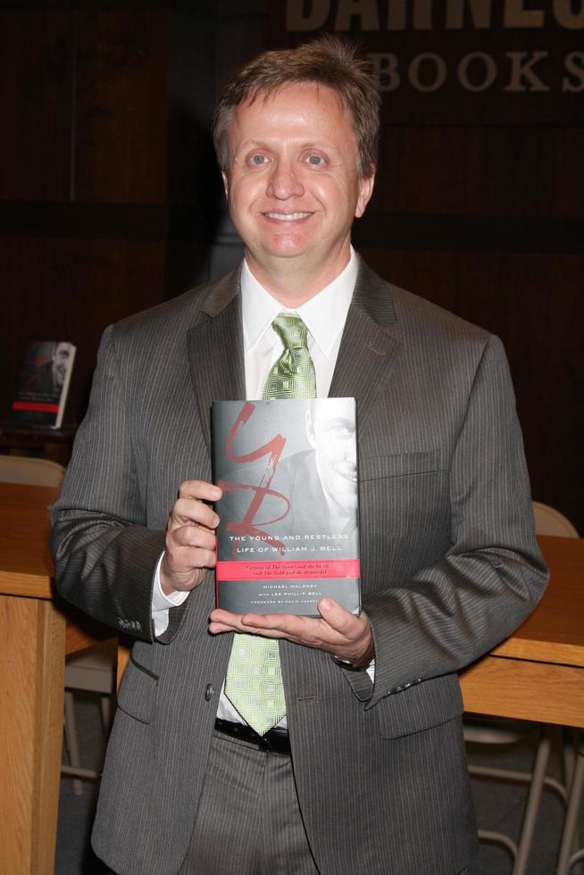 LOS ANGELES, JUN 21 - Michael Maloney at a booksigning for THE YOUNG AND RESTLESS LIFE OF WILLIAM J BELL at Barnes and Noble, The Grove on June 21, 2012 in Los Angeles, CA photo