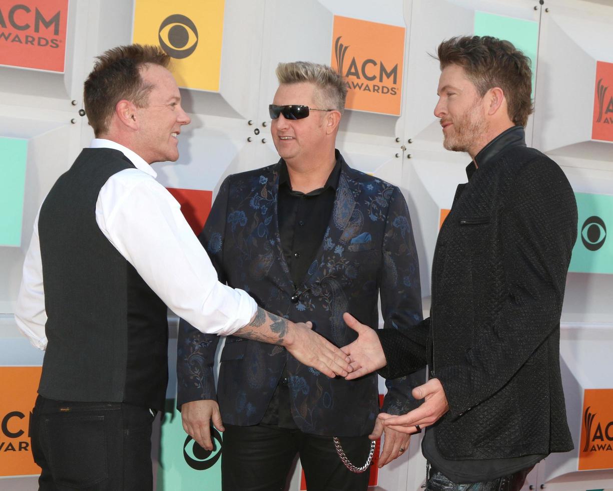 LAS VEGAS, APR 3 - Kiefer Sutherland, Rascal Flatts at the 51st Academy of Country Music Awards Arrivals at the Four Seasons Hotel on April 3, 2016 in Las Vegas, NV photo