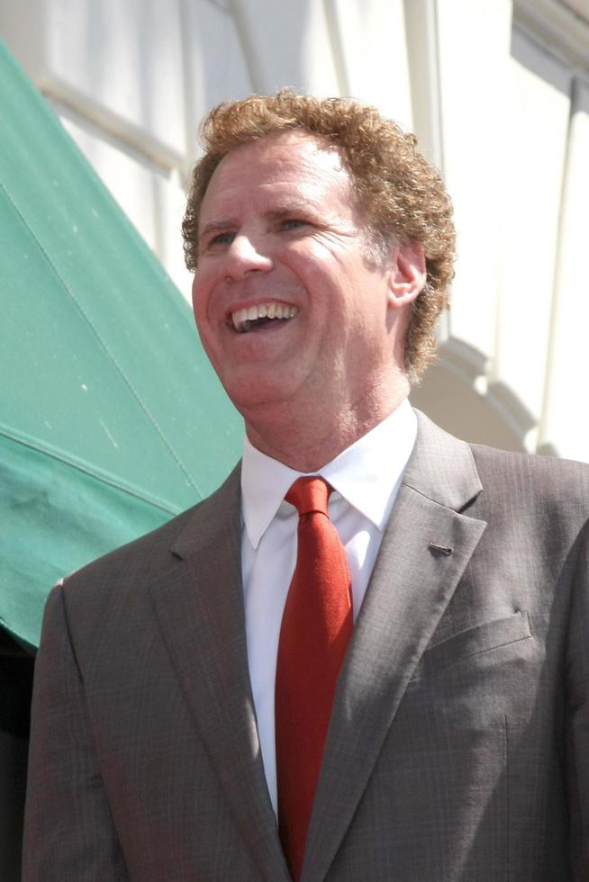 los angeles, 24 de marzo - will ferrell en la ceremonia de la estrella del paseo de la fama de will ferrell hollywood en el bulevar de hollywood el 24 de marzo de 2015 en los angeles, ca foto