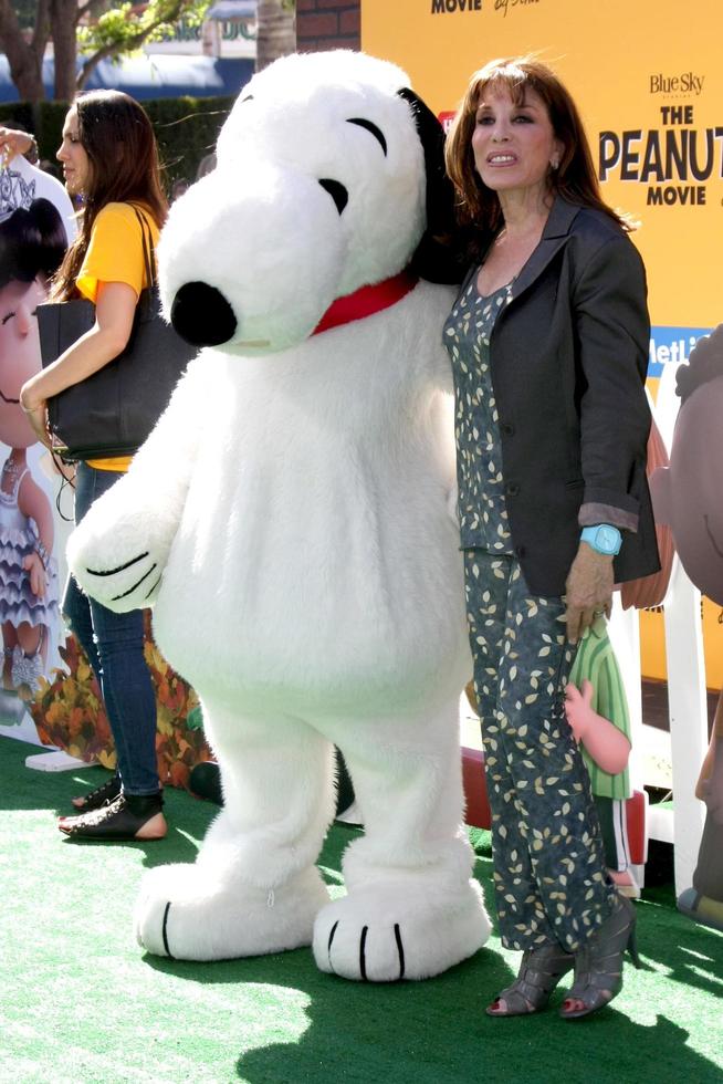 LOS ANGELES, NOV 1 - Snoopy, Kate Linder at the The Peanuts Movie Los Angeles Premiere at the Village Theater on November 1, 2015 in Westwood, CA photo