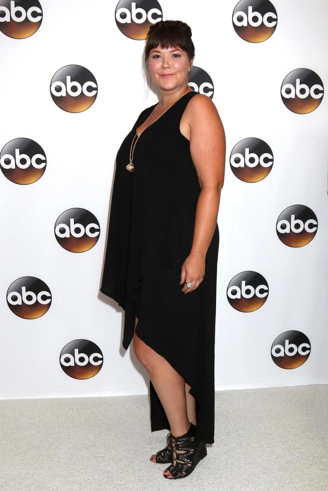 los angeles, 4 de agosto - mary hollis inboden en la fiesta abc tca summer 2016 en el beverly hilton hotel el 4 de agosto de 2016 en beverly hills, ca foto