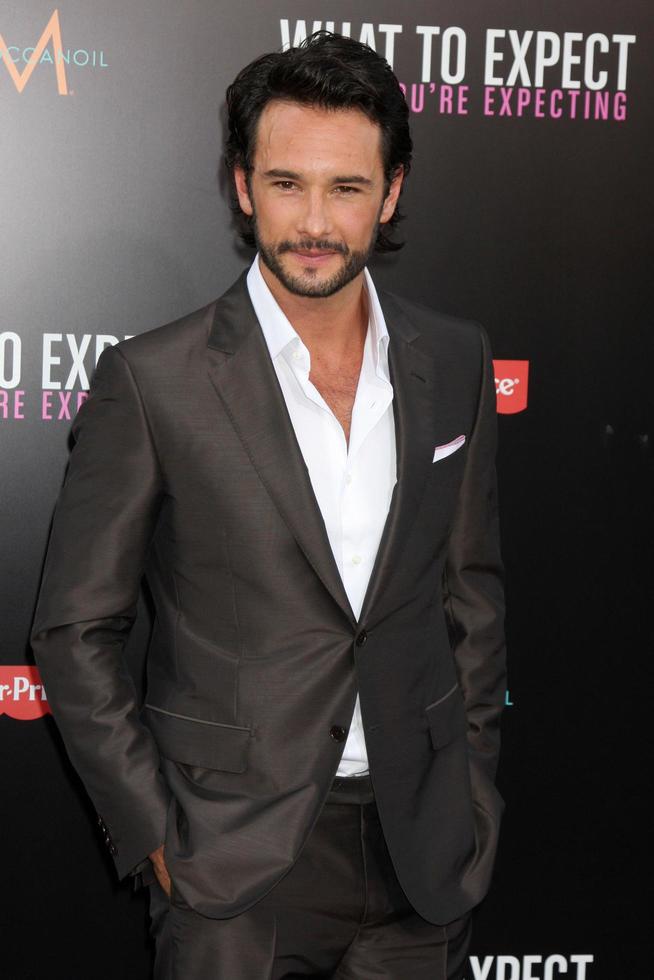 LOS ANGELES, MAY 14 - Rodrigo Santoro arrives at the What To Expect When You re Expecting Premiere at Graumans Chinese Theater on May 14, 2012 in Los Angeles, CA photo