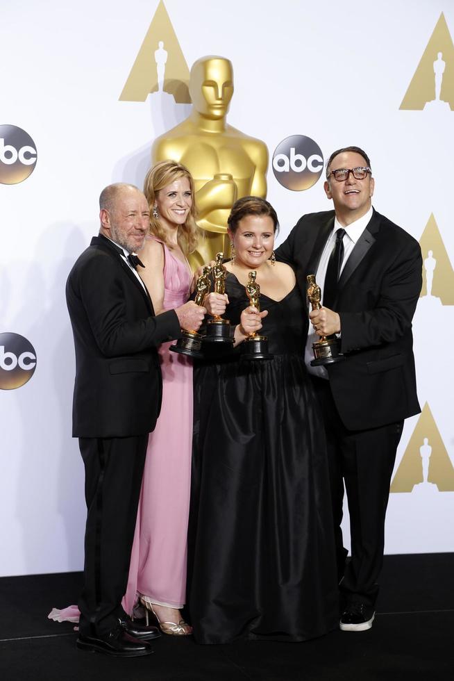 los angeles, 28 de febrero - steve golin, blye pagon faust, nicole rocklin, michael sugar en los 88.os premios anuales de la academia, sala de prensa en el teatro dolby el 28 de febrero de 2016 en los angeles, ca foto