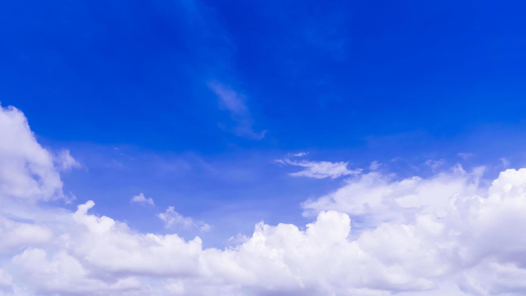 Blue sky background with white clouds 10124959 Stock Photo at Vecteezy