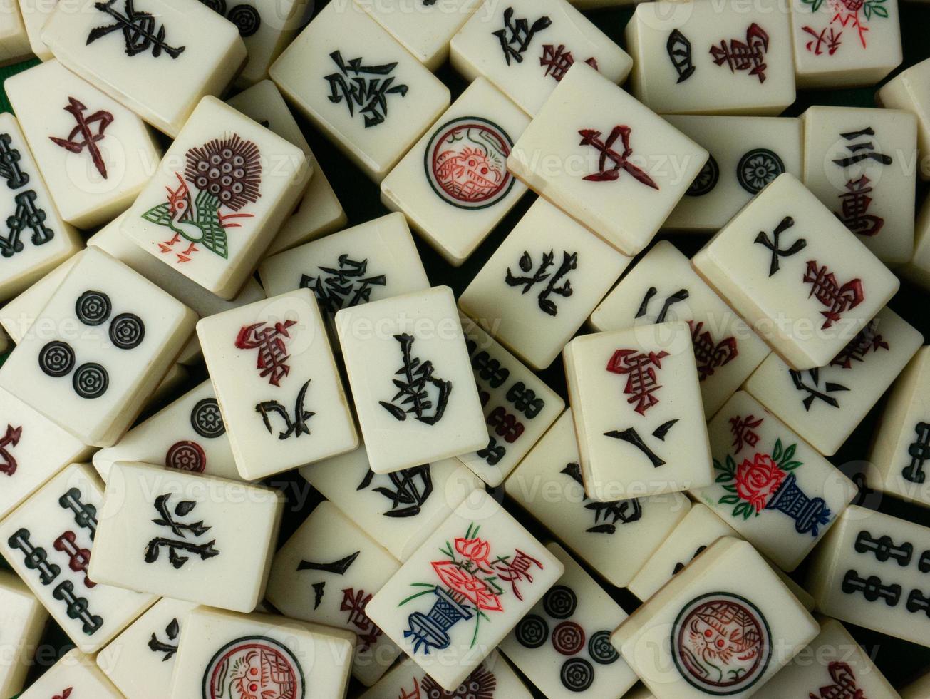 el mahjong es la imagen de la vista superior del juego de mesa chino foto