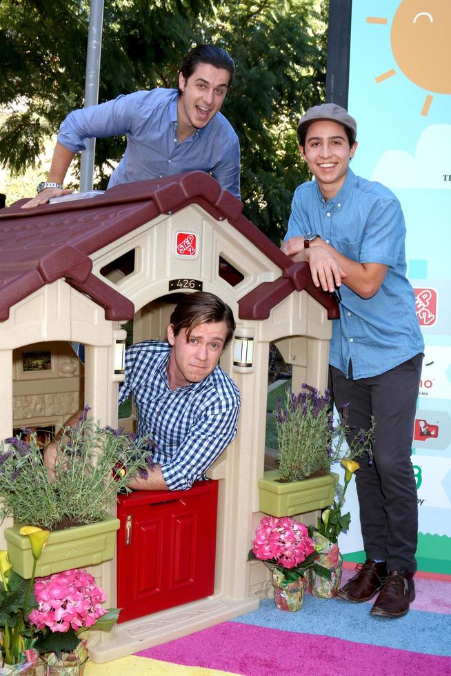 LOS ANGELES, SEP 24 - David Henrie, Brandon Hall, Lorenzo James Henrie at the 5th Annual Red Carpet Safety Awareness Event at the Sony Picture Studios on September 24, 2016 in Culver City, CA photo