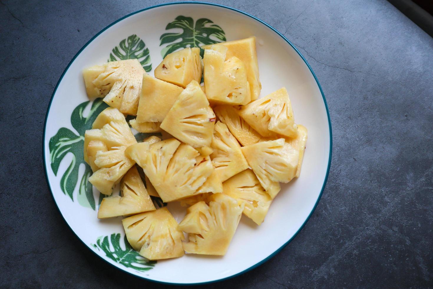 The pineapple pieces photo