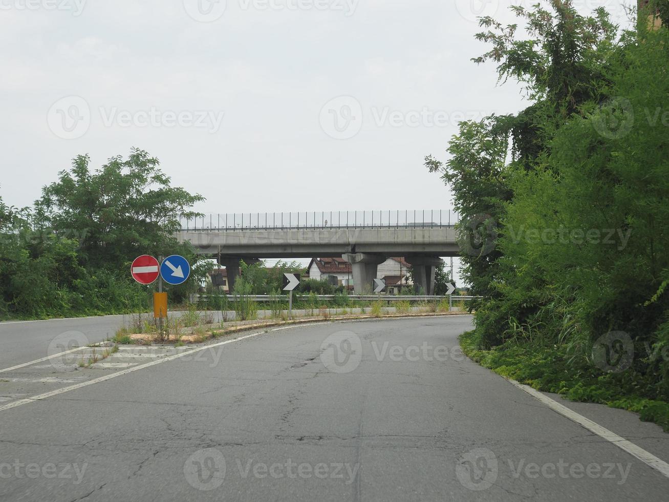 street perspective from driver pow photo