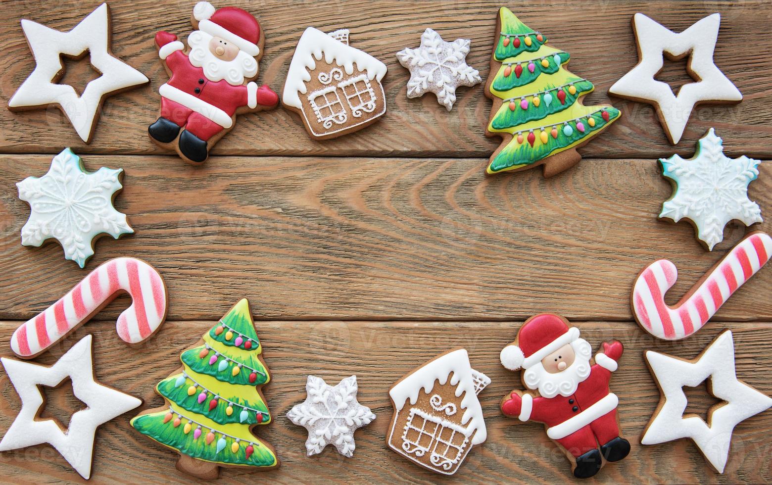 galletas de jengibre caseras de navidad foto