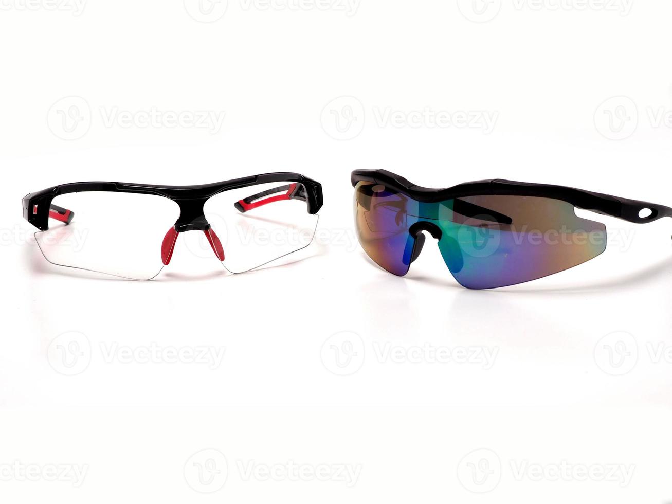 imagen de gafas de sol anti uv adecuadas para actividades al aire libre para proteger los ojos de la luz ultravioleta foto