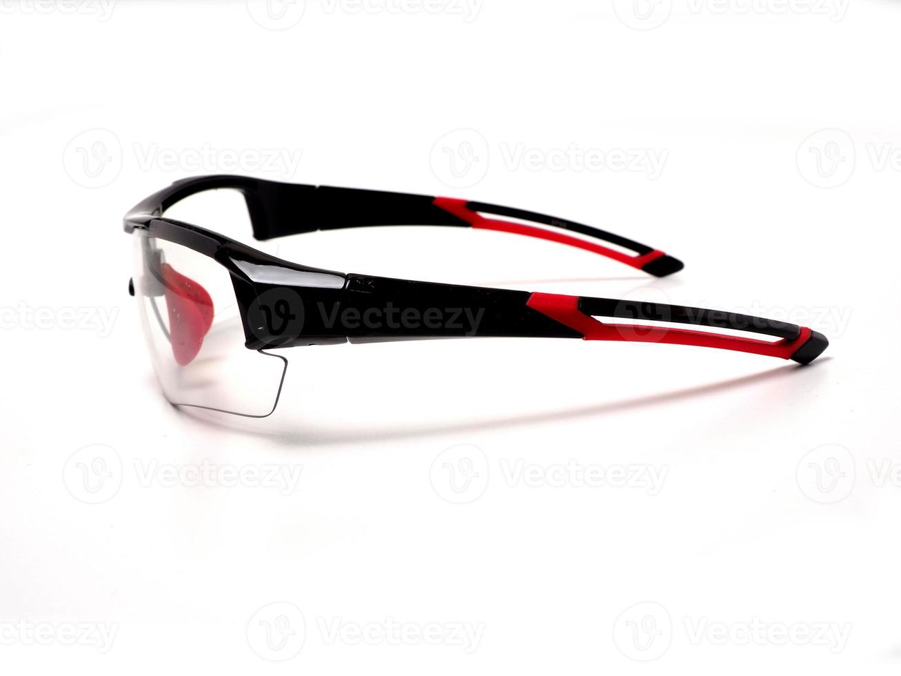 Picture of anti UV sunglasses that suitable for outdoor activity to protect eyes from ultraviolet light photo