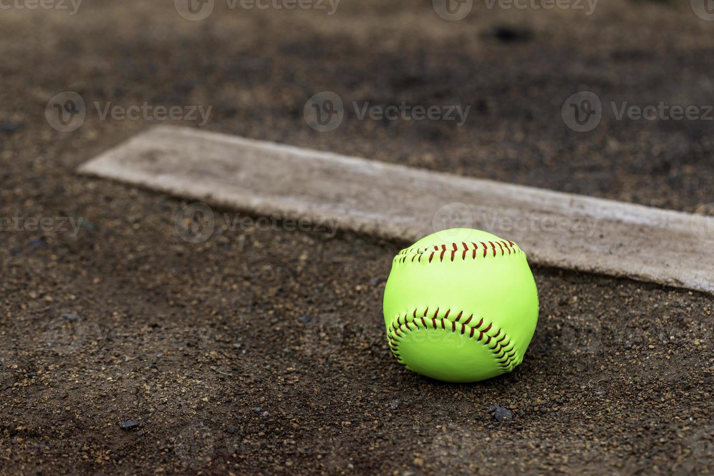 suciedad del montículo del lanzador de softbol foto