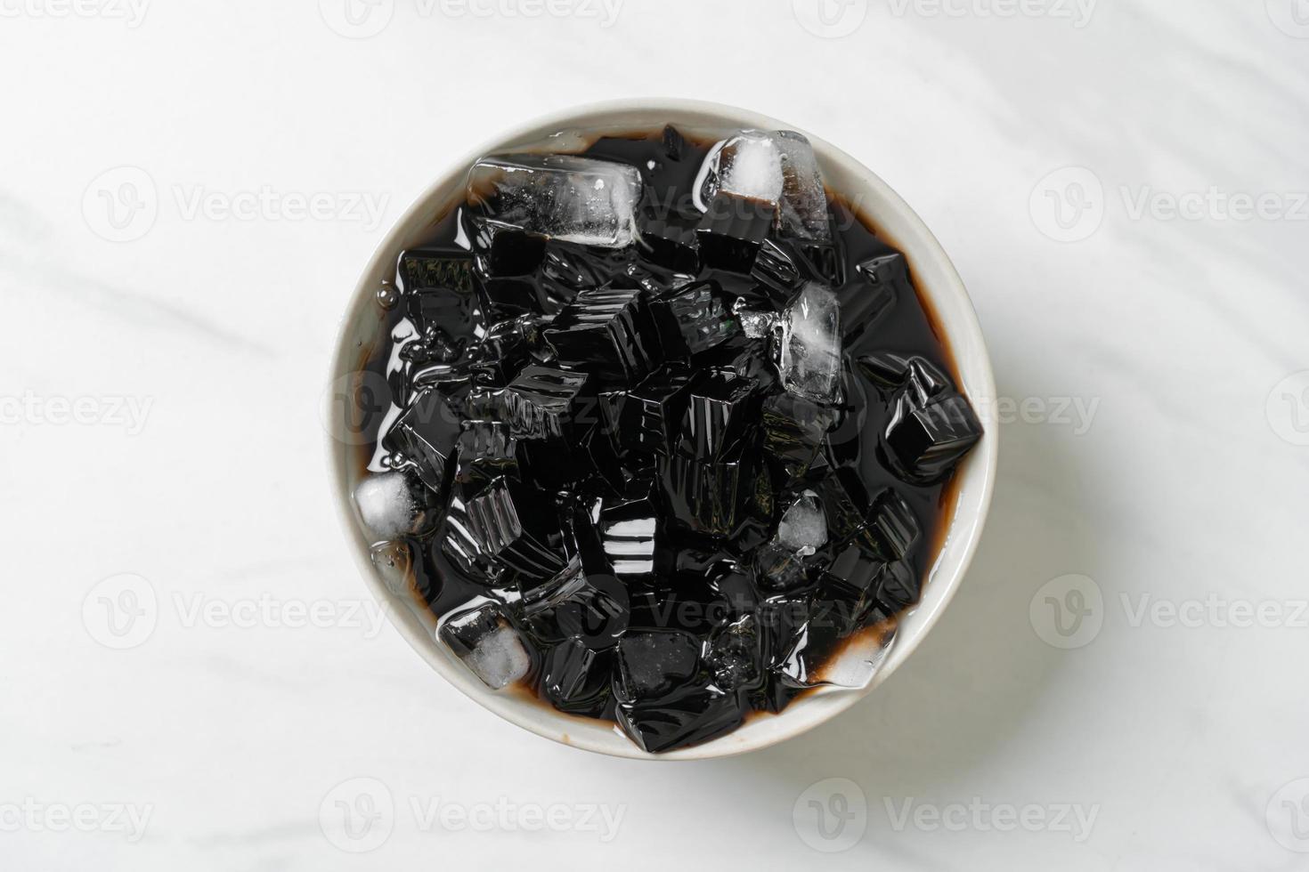 Black grass jelly with ice photo