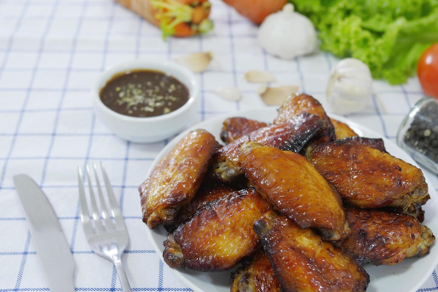 Oven roasted chicken wings photo