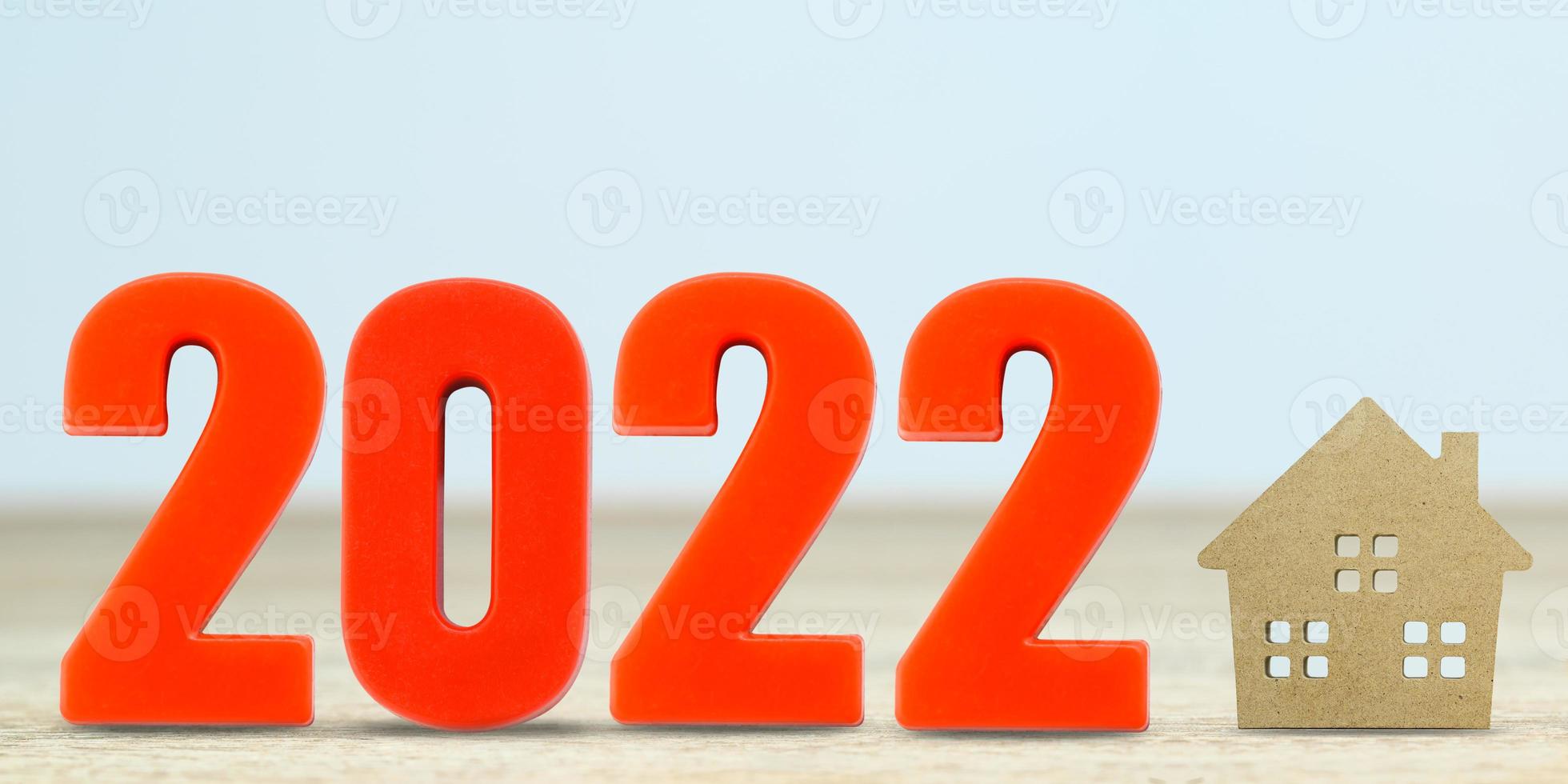 House model and number 2022 on table photo