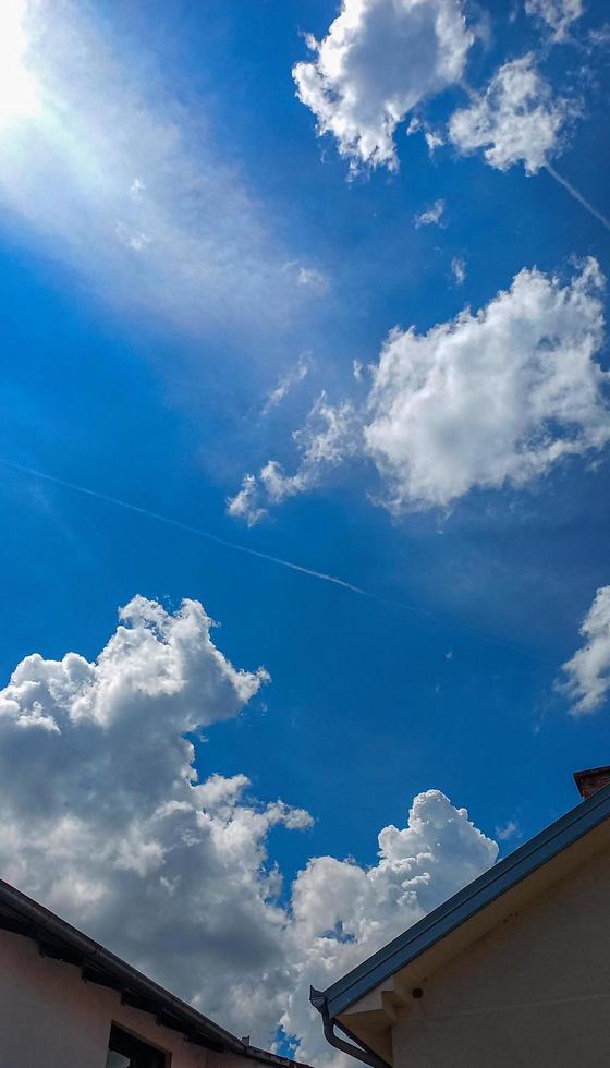 increíbles nubes de belgrado serbia foto