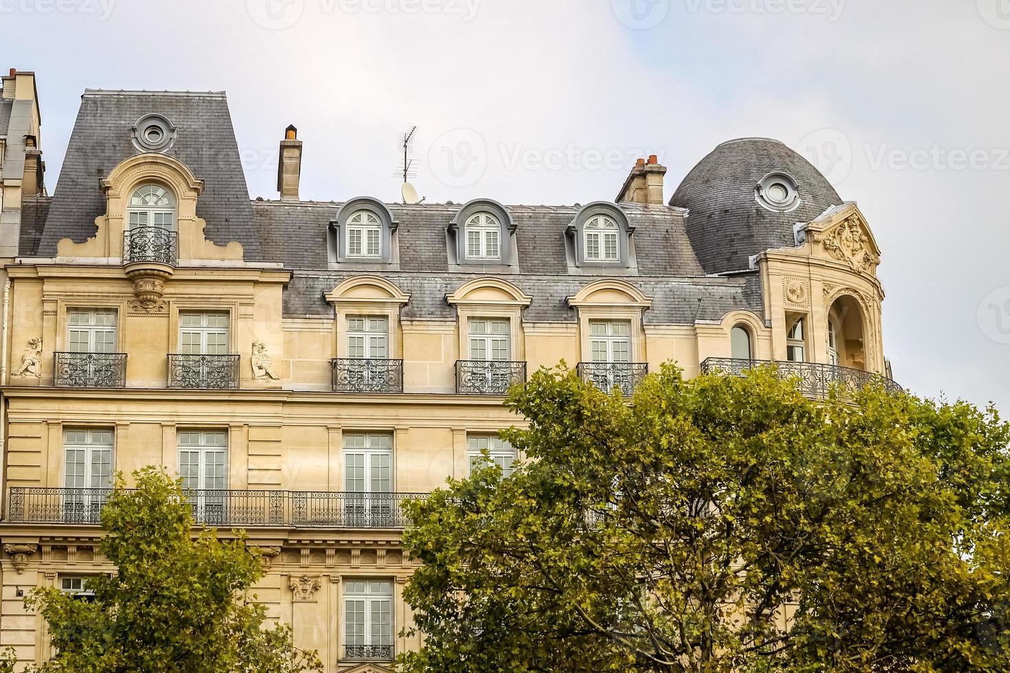 Building in Avenue des Champs Elysees, Paris, France photo