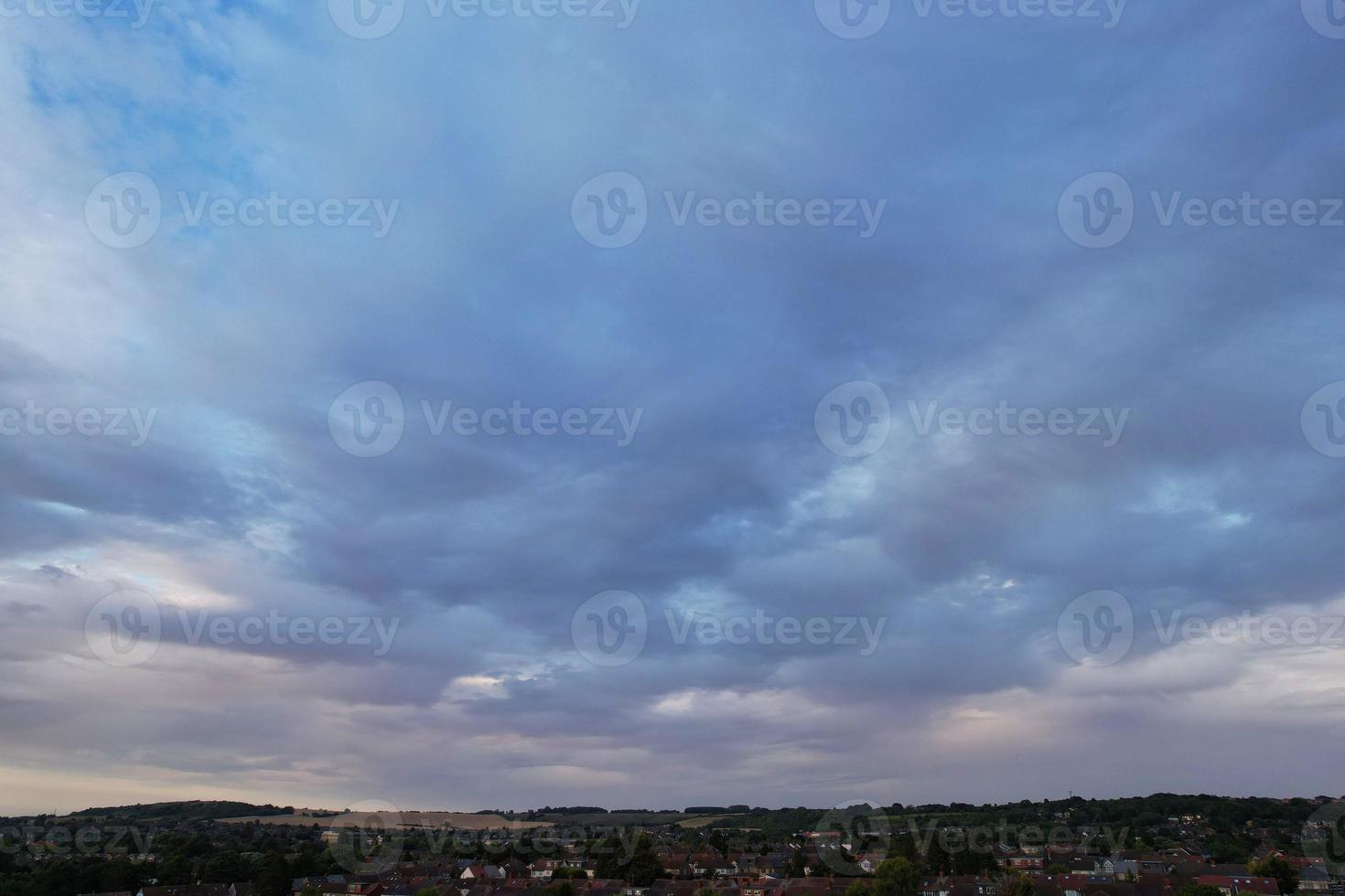 Beautiful Aerial View of Clouds at Sunset over Luton Town of England Great Britain photo