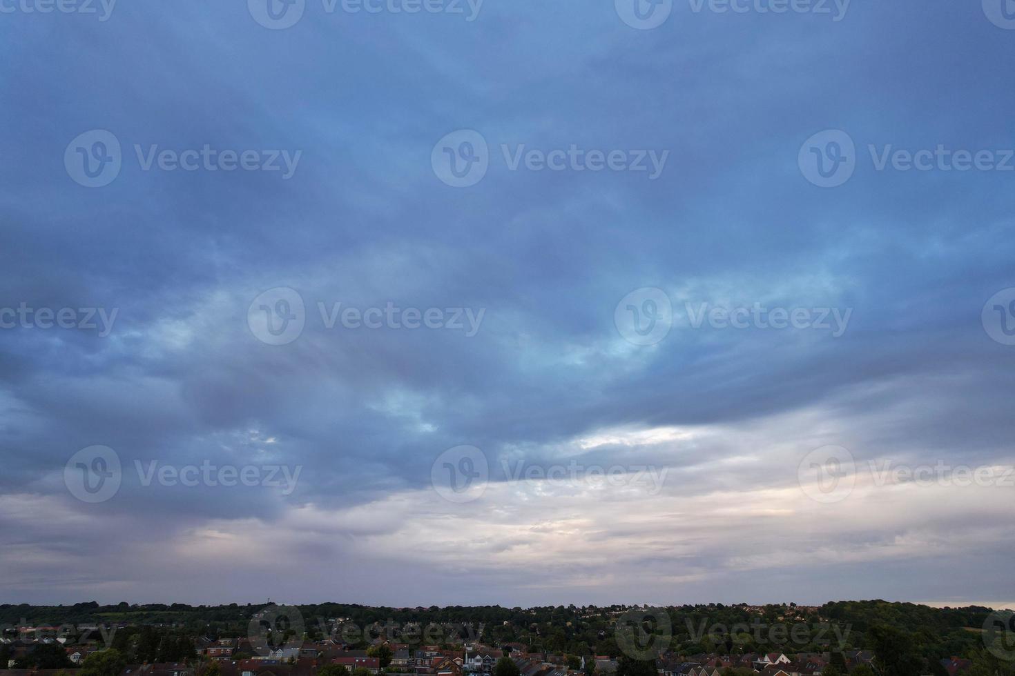 Beautiful Aerial View of Clouds at Sunset over Luton Town of England Great Britain photo