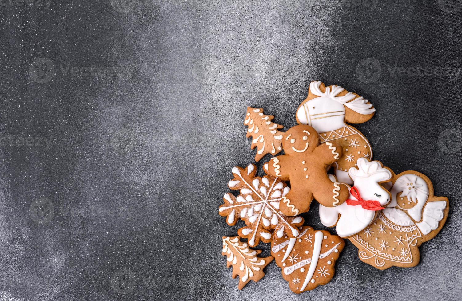 Delicious gingerbread cookies with honey, ginger and cinnamon photo