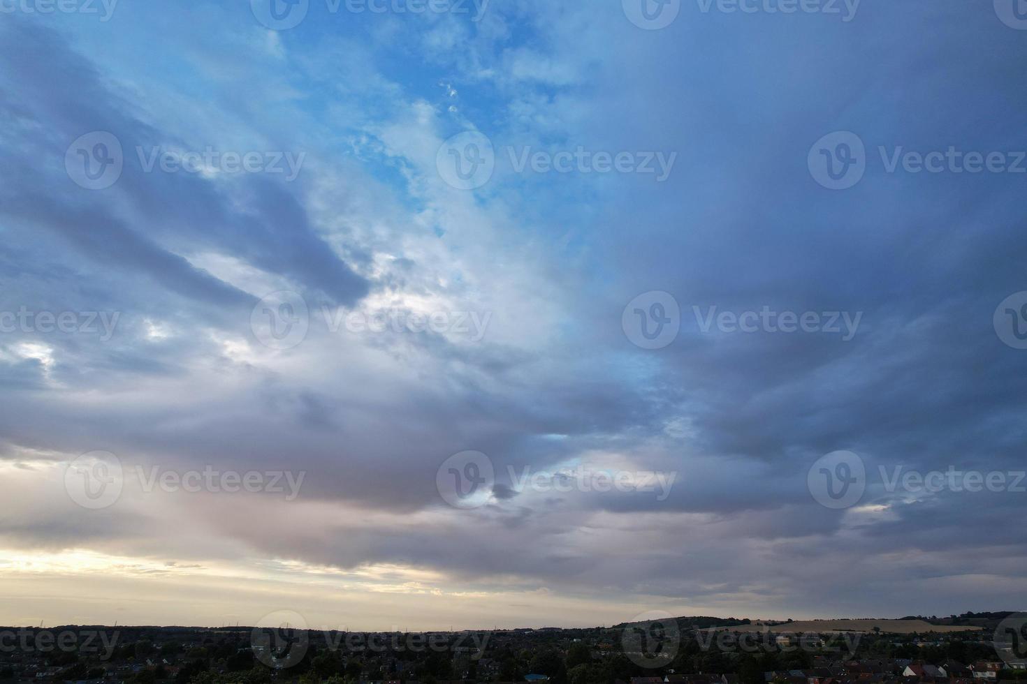 Beautiful Aerial View of Clouds at Sunset over Luton Town of England Great Britain photo