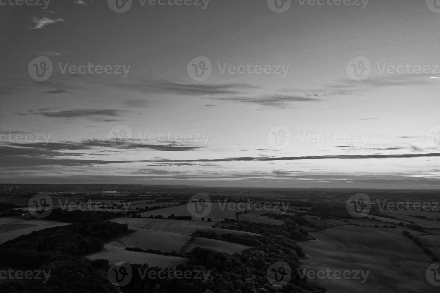 vista aérea clásica en blanco y negro de gran ángulo del paisaje urbano de inglaterra gran bretaña foto