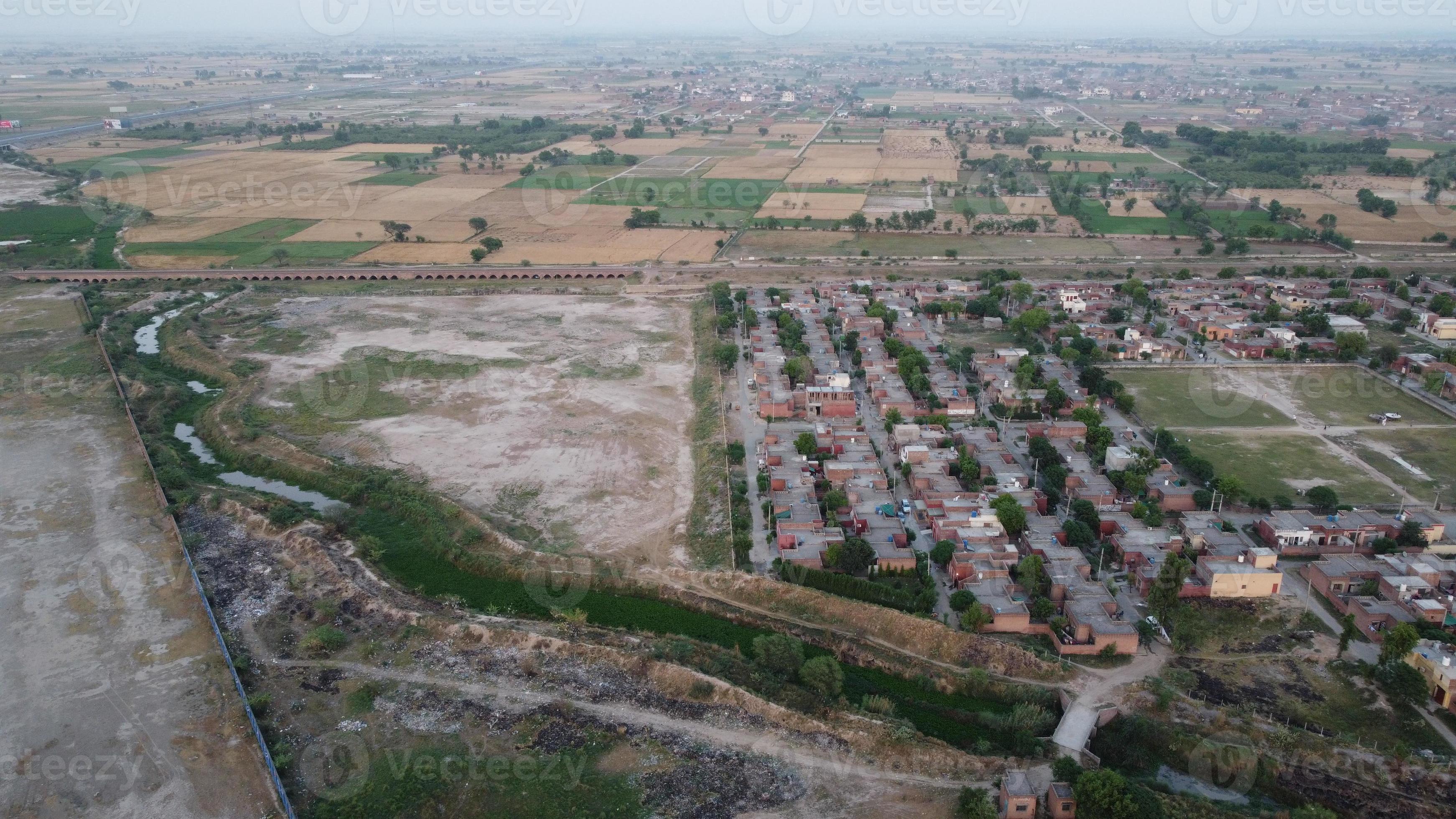 Aerial view of Kala Shah Kaku Village of Punjab Pakistan 10274604 Stock ...
