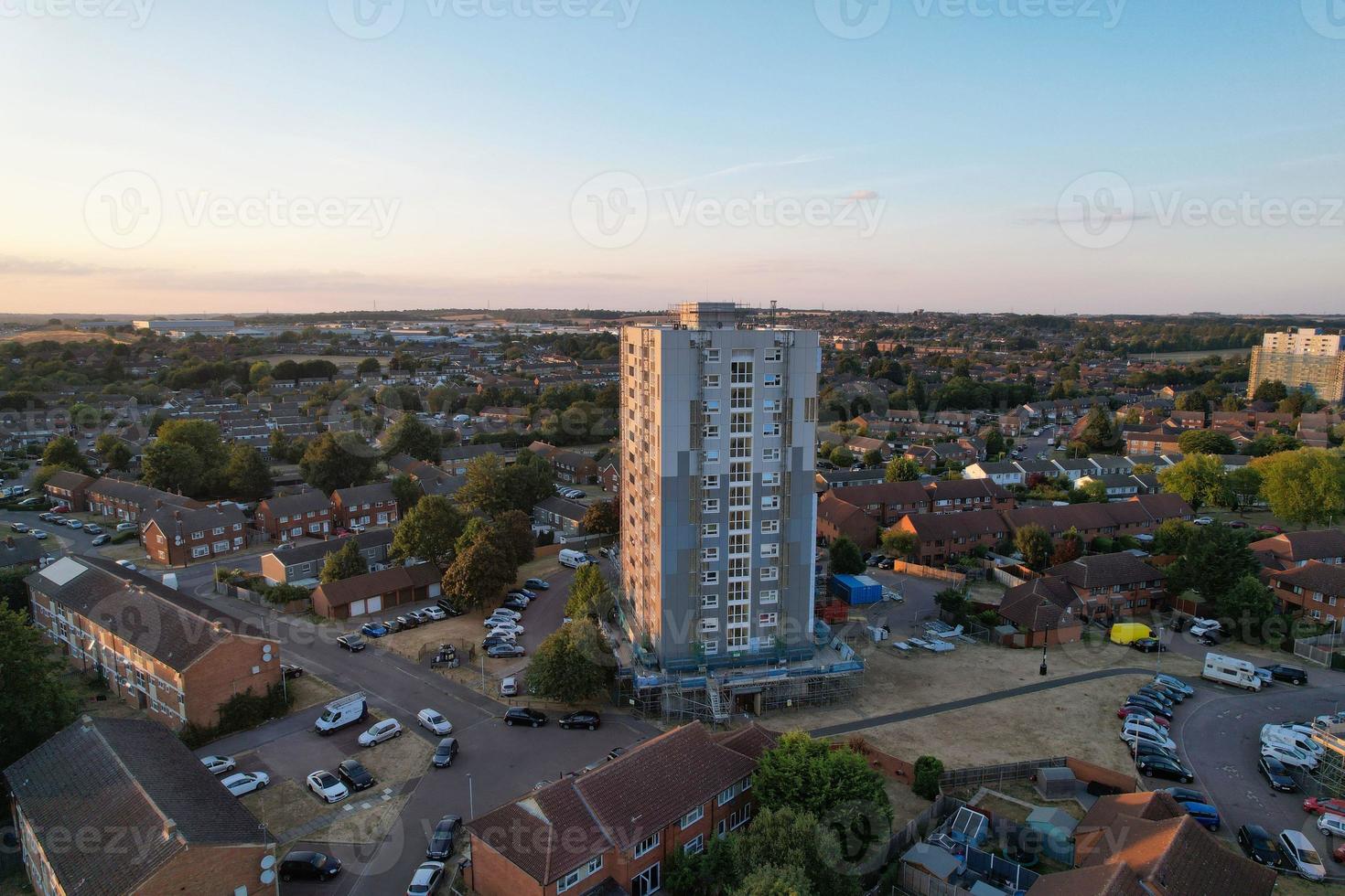 Beautiful Aerial view of North Luton City of England at Sunset Time photo