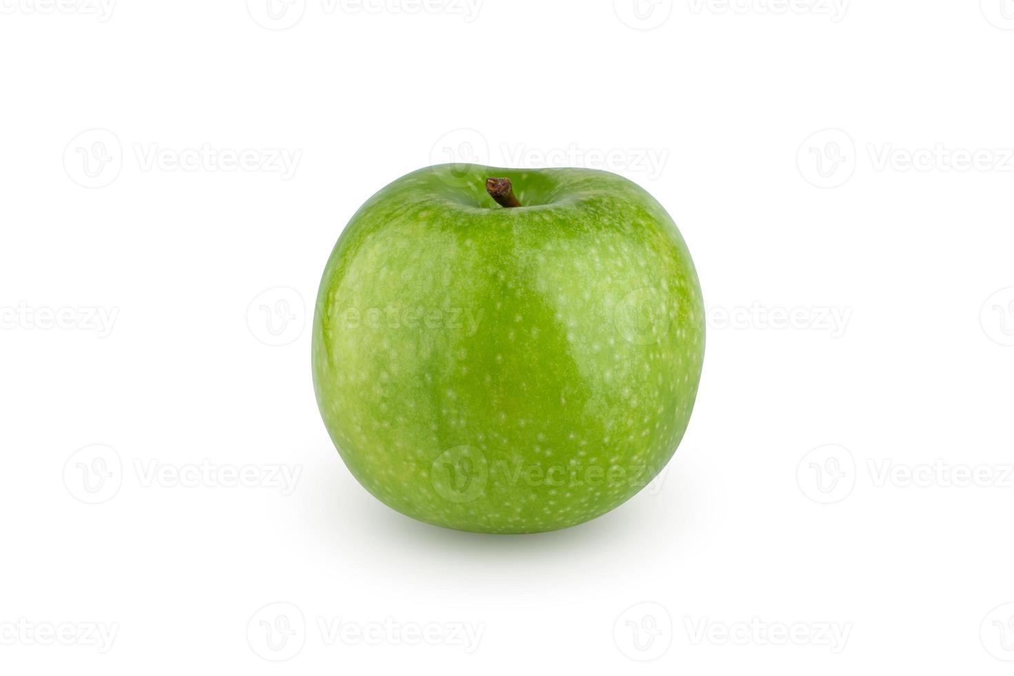 manzana verde fresca aislada sobre fondo blanco. foto