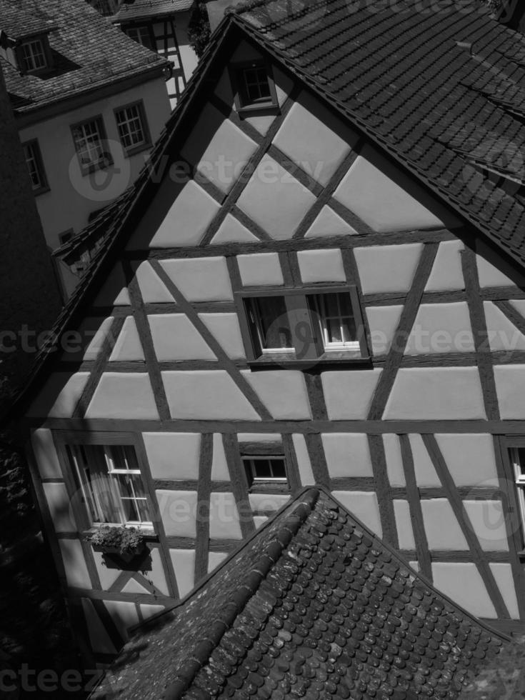 la ciudad de meersburg en el lago de constanza foto