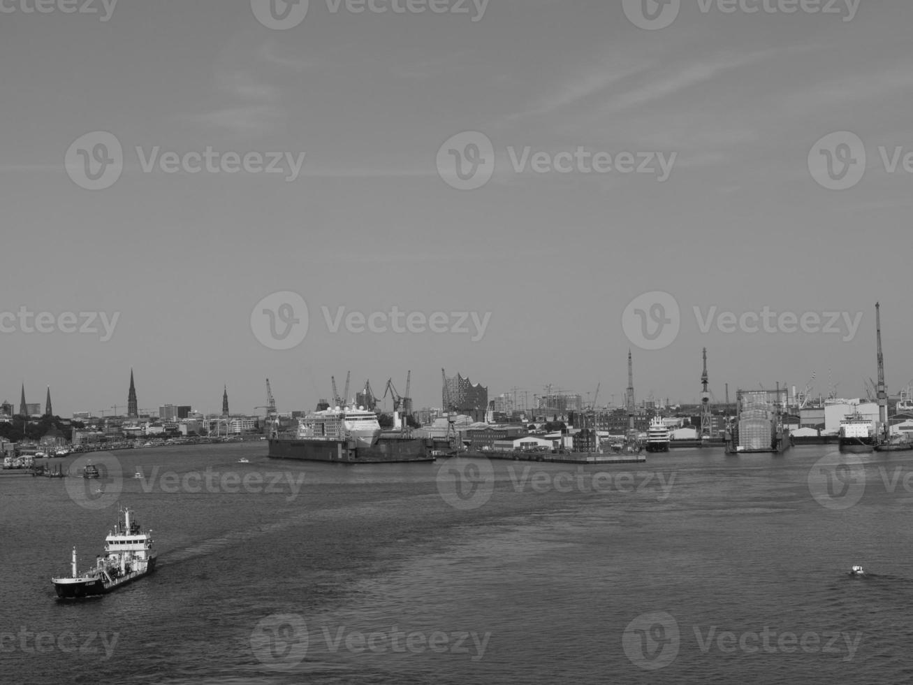 Hamburg and the river elbe photo