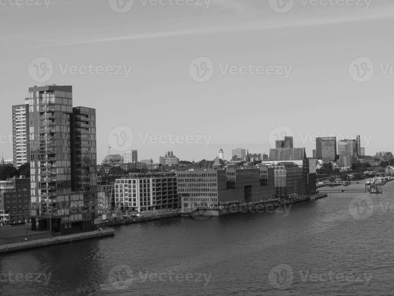Hamburg and the river elbe photo