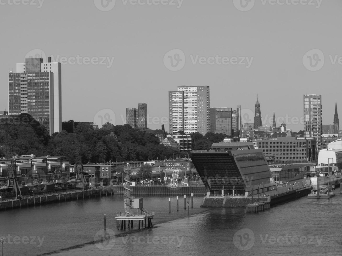 Hamburg and the river elbe photo