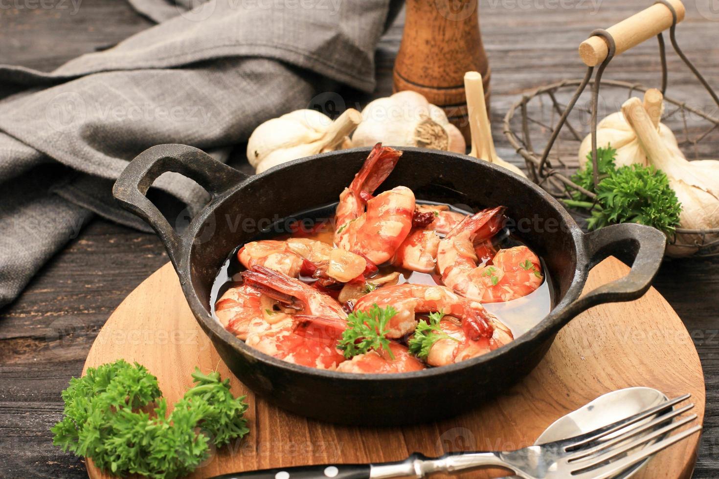 Spanish Style Shrimp with Chilli and Oil or Gambas al Ajillo photo