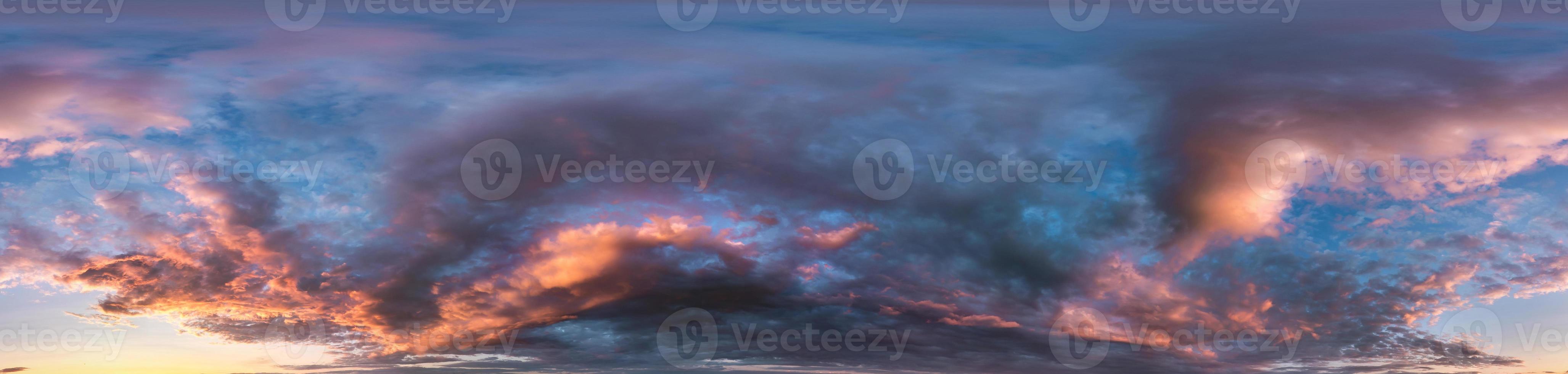 Seamless cloudy blue sky hdri panorama 360 degrees angle view with zenith and beautiful clouds for use in 3d graphics as sky dome photo