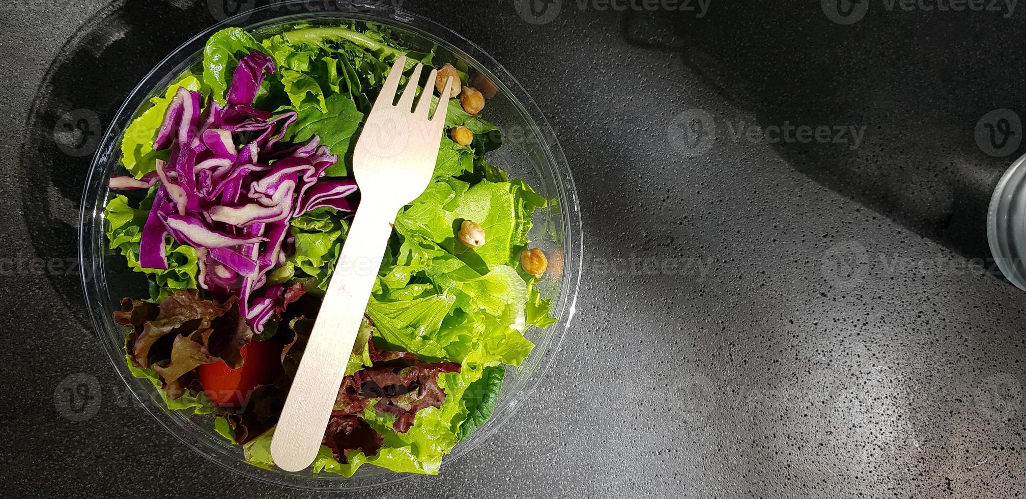 Healthy vegetable salad photo