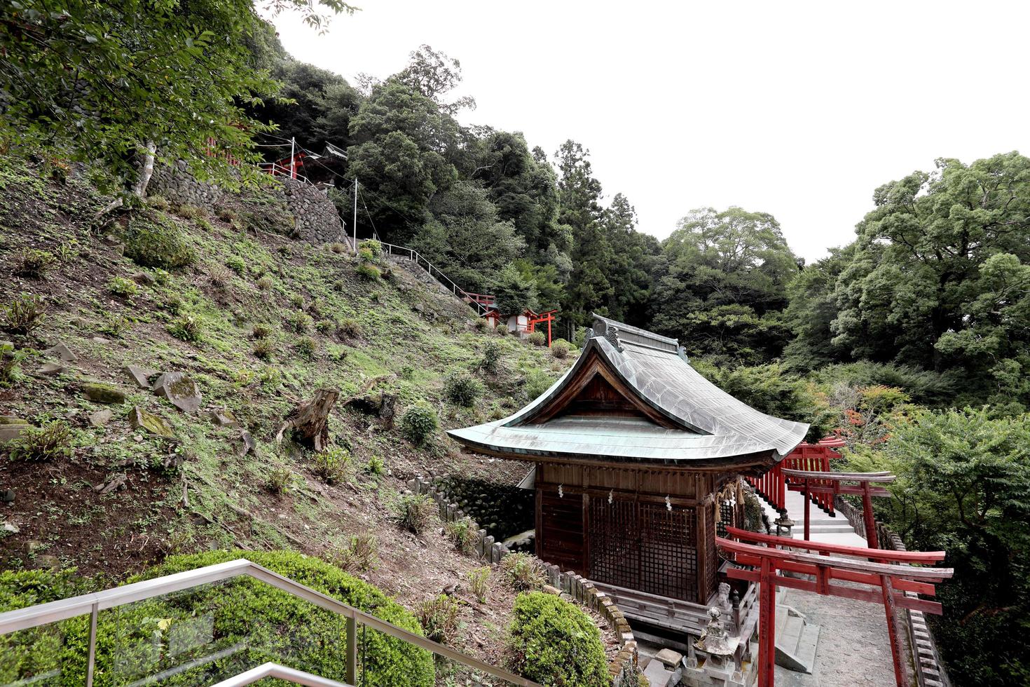 Yutoku Inari Shrine photo