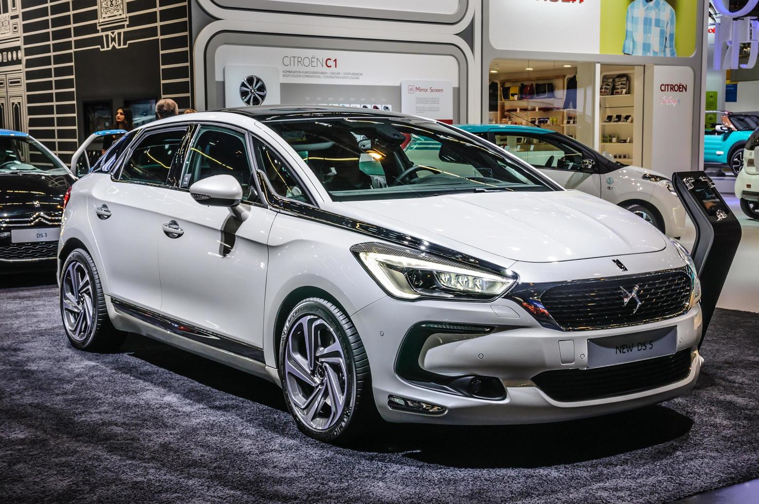 FRANKFURT - SEPT 2015 Citroen DS 5 presented at IAA Internation photo