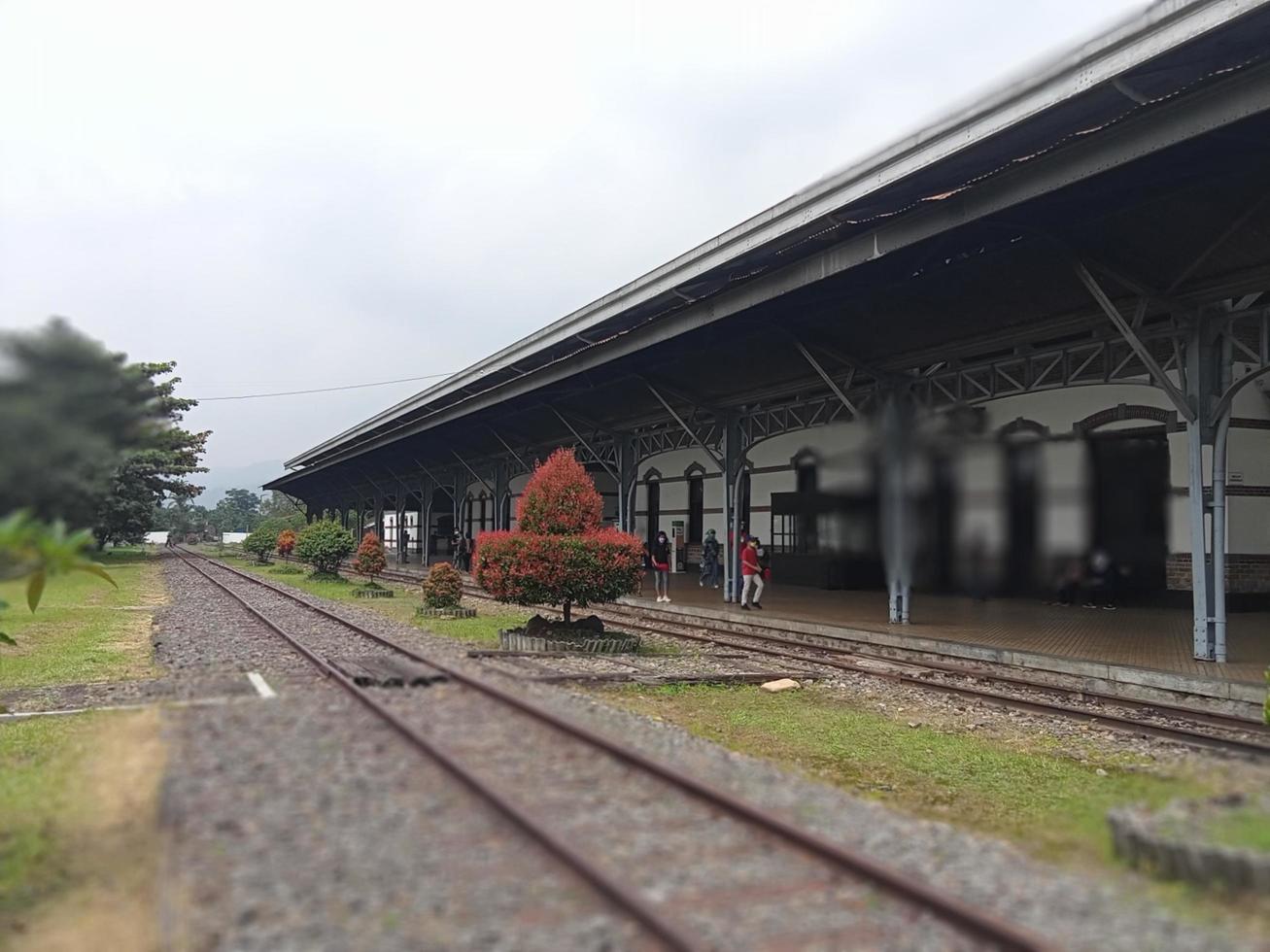 patio de la estación de tren foto