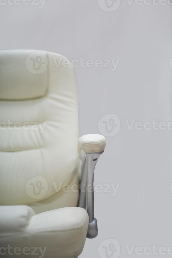 white office chair photo