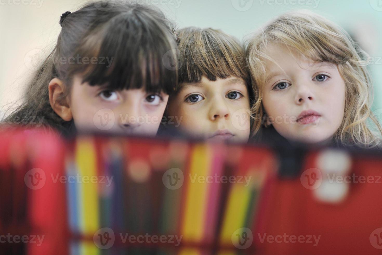 niños en edad preescolar foto