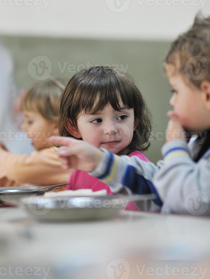 niños en edad preescolar foto