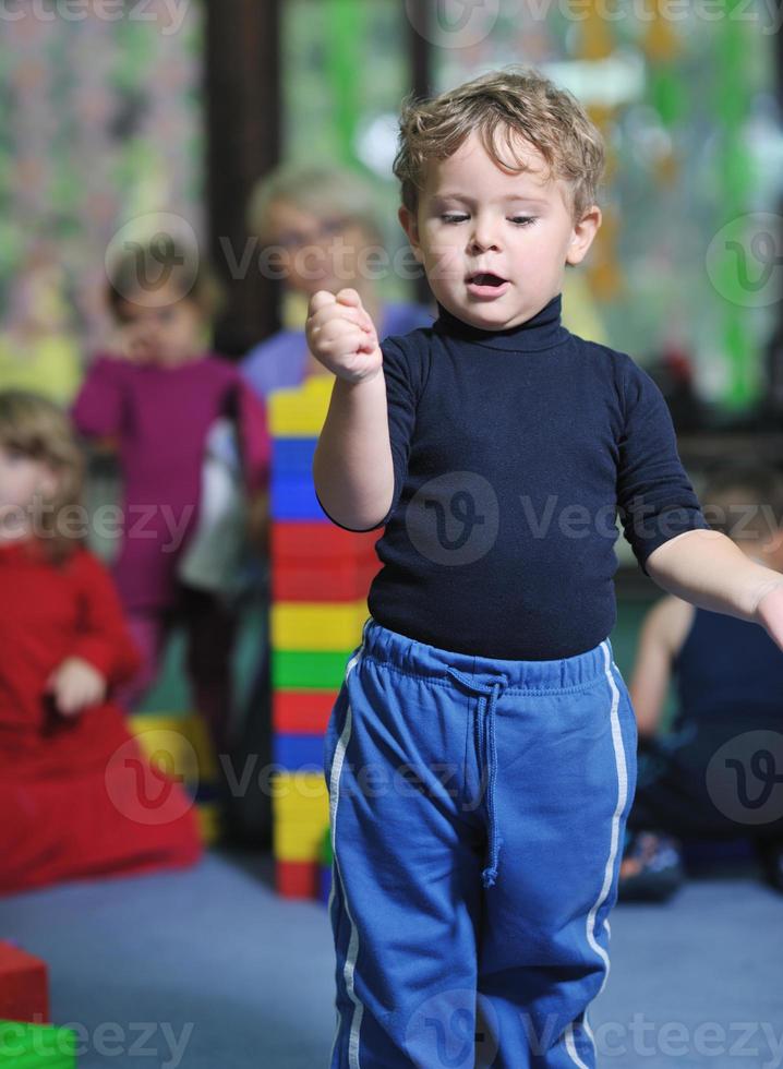 niños en edad preescolar foto